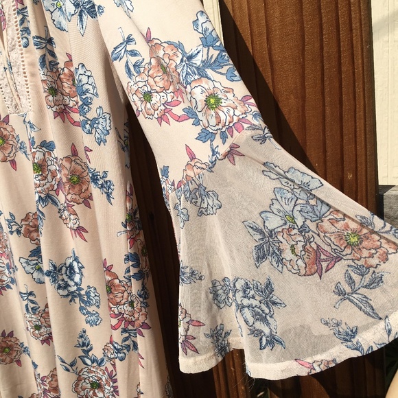 PerSeption Concept Floral Flared Sleeves Dress M - Picture 5 of 6